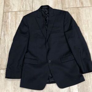 Calvin Klein 36 R sport coat. Classic lines subtle pinstripe.